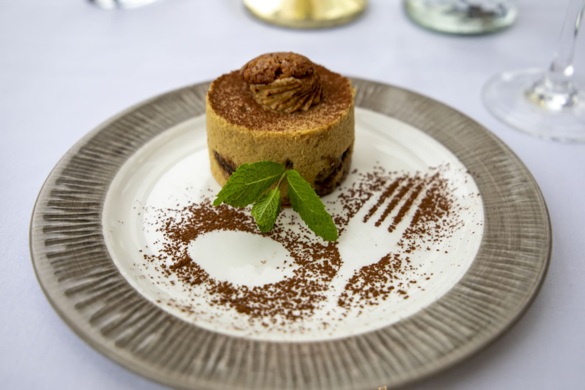 London Dinner Cruise on the River Thames by City Cruises - image 10